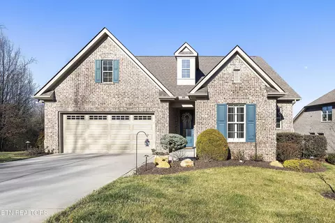 612 Dunlin Ln, Knoxville, TN 37934