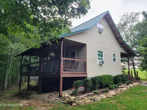 645 Lynn Rothwell Rd, Pikeville, TN 37367
