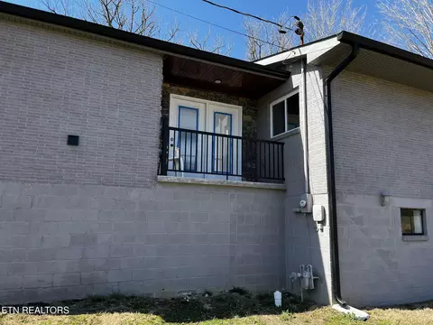 Exterior - 905 Phillips Flats Rd, Oneida, TN 37841 photo 5 of 9