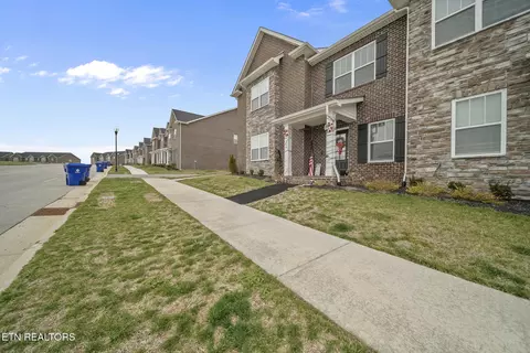 266 Broadberry Ave, Oak Ridge, TN 37830