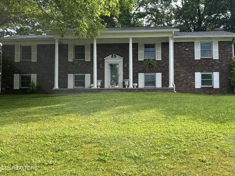 4648 Robindale Rd, Knoxville, TN 37921