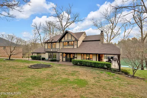 1035 Panther Creek Rd, Morristown, TN 37814