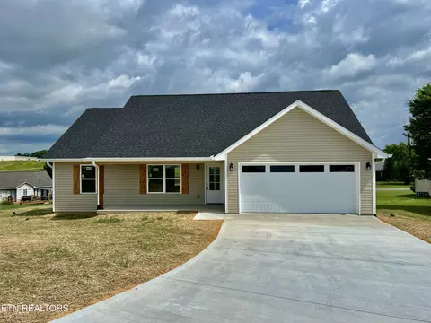 214 S Rolling Ridge Ln, Vonore, TN 37885
