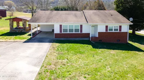 3312 Cunningham Rd, Knoxville, TN 37918