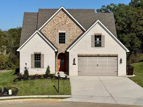2134 Lantern Park Ln, Knoxville, TN 37932