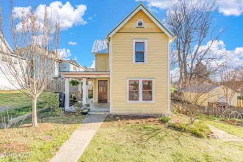1318 Cornelia St, Knoxville, TN 37917