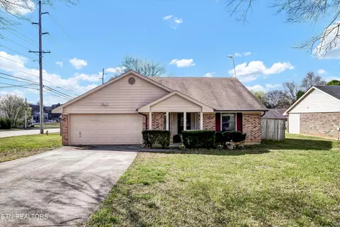 9125 Highbridge Dr, Knoxville, TN 37922