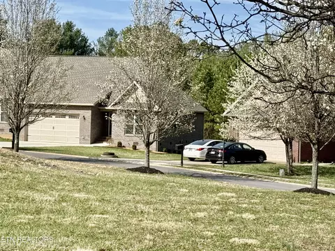 396 Cromwell St, Harrogate, TN 37752