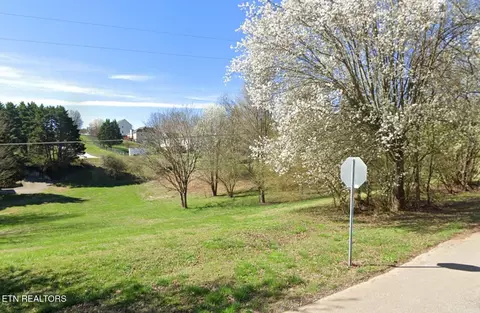 125 Hillview Ln, Loudon, TN 37774
