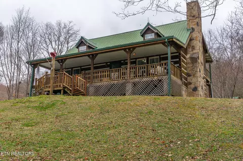 5927 Atkins Rd, Knoxville, TN 37918