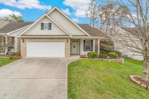 1554 Graybrook Ln, Knoxville, TN 37920