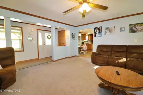 Living - 193 Wilbert Dr, Oneida, TN 37841 photo 4 of 4