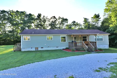 Exterior - 193 Wilbert Dr, Oneida, TN 37841 photo 1 of 8