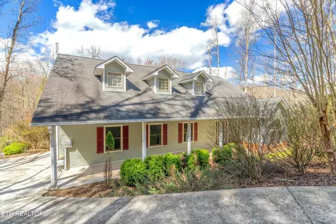 319 Pin Oak Dr, Rockwood, TN 37854