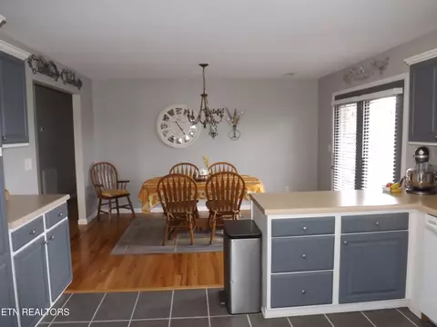 Dining - 164 Smith Dr, Harrogate, TN 37752 photo 1 of 2