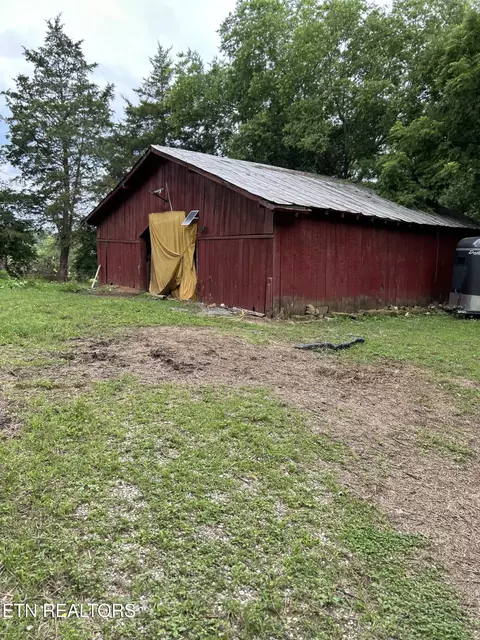 7311 Roberts Rd, Corryton, TN 37721 photo 40