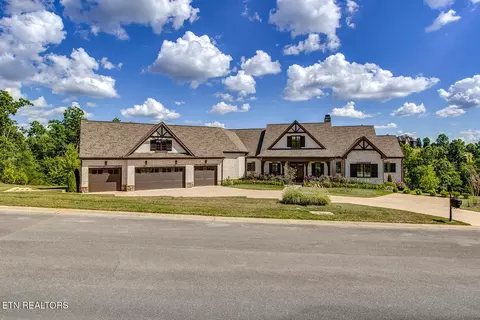 1481 Halyard Rd, Lenoir City, TN 37772