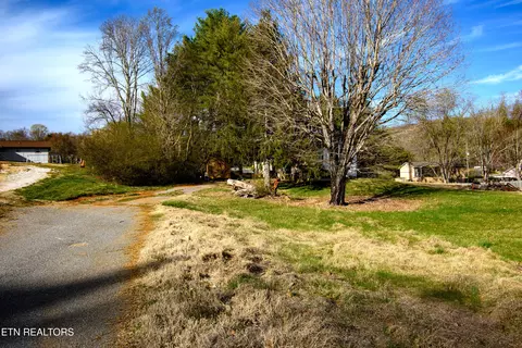 8410 Andersonville Pike, Knoxville, TN 37938