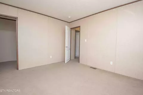 Bedroom - 7706 Turtle Way, Powell, TN 37849 photo 7 of 9