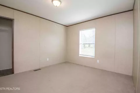 Bedroom - 7706 Turtle Way, Powell, TN 37849 photo 8 of 9