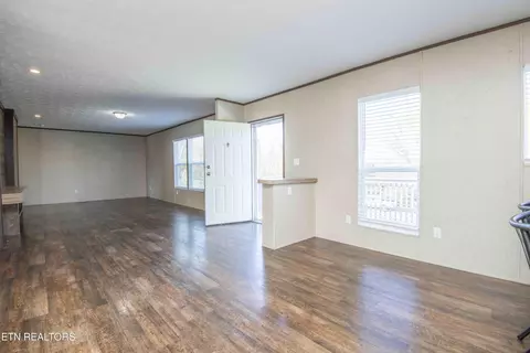 Living - 7706 Turtle Way, Powell, TN 37849 photo 1 of 8