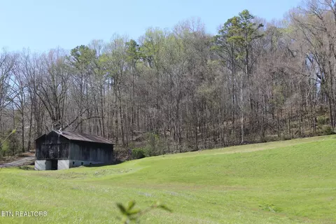820 Calloway Rd, Rutledge, TN 37861 photo 2