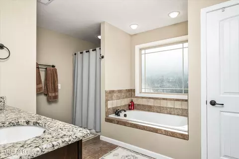 7864 Platinum Cir, Baxter, TN 38544 photo 15