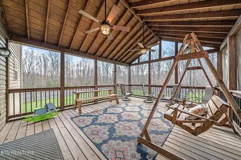 7864 Platinum Cir, Baxter, TN 38544 photo 2