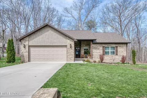 138 Hunterwood Ln, Crossville, TN 38558