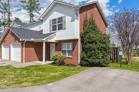6805 Spring Glen Way, Knoxville, TN 37919