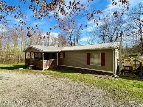 14043 Ginger Dr, Monterey, TN 38574