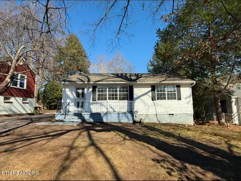 2412 Kantebury Dr, Knoxville, TN 37917