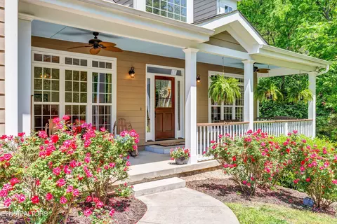 6700 Forest Village Way, Knoxville, TN 37919