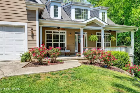 6700 Forest Village Way, Knoxville, TN 37919