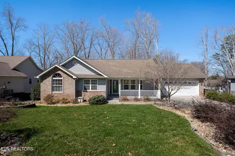 137 Kenosha Ln, Loudon, TN 37774