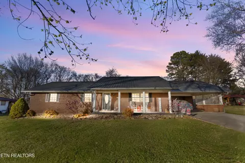 2817 Birdwell Dr, Maryville, TN 37804