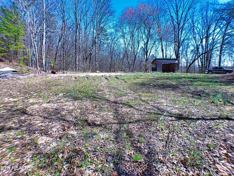 243 Shady Rd, Oliver Springs, TN 37840