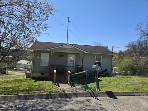 307 Mason Ln, Loudon, TN 37774