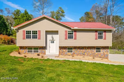 2618 Liberty Hill Dr, Louisville, TN 37777
