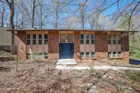 809 Oliver Ave, Seymour, TN 37865