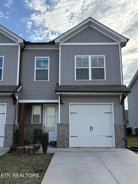 142 Scout Way, Lenoir City, TN 37771