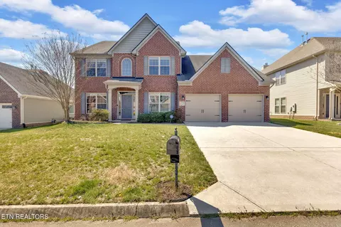 12709 Sailpointe Ln, Knoxville, TN 37922