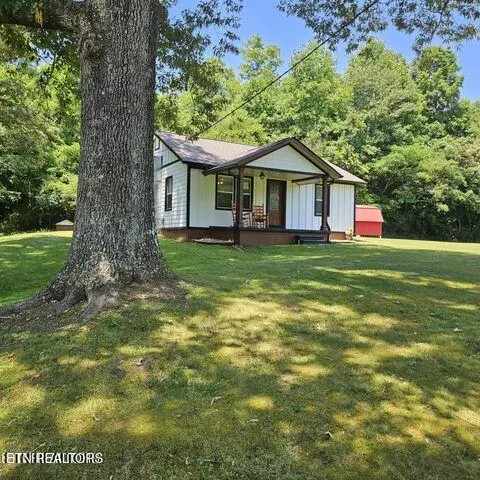 412 Countryside Ln, Madisonville, TN 37354