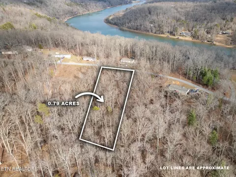 217 Clear Springs Rd, Harriman, TN 37748