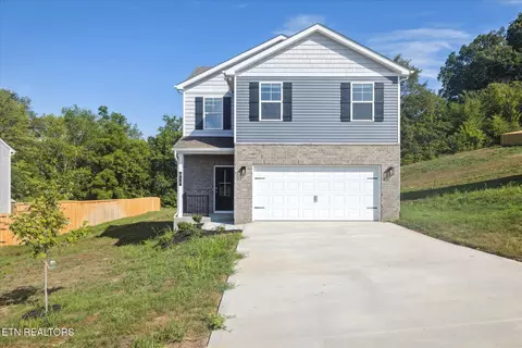 813 Joseph Francis Way, Clinton, TN 37716
