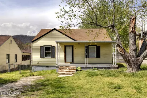 215 S Kingston Ave, Rockwood, TN 37854