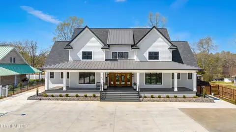 196 Lakeview Cove Dr, Loudon, TN 37774
