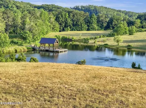 334 Enclave Way, Kingston, TN 37763