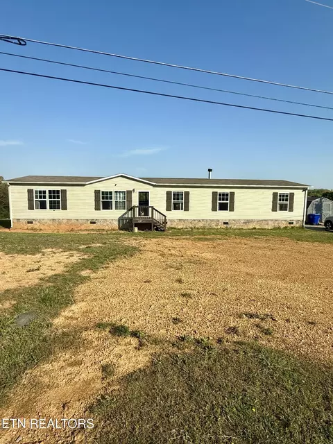 1127 Oak Grove Road Rd, Madisonville, TN 37354