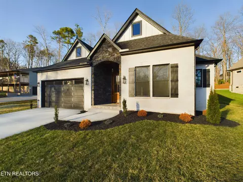 128 Ootsima Way, Loudon, TN 37774